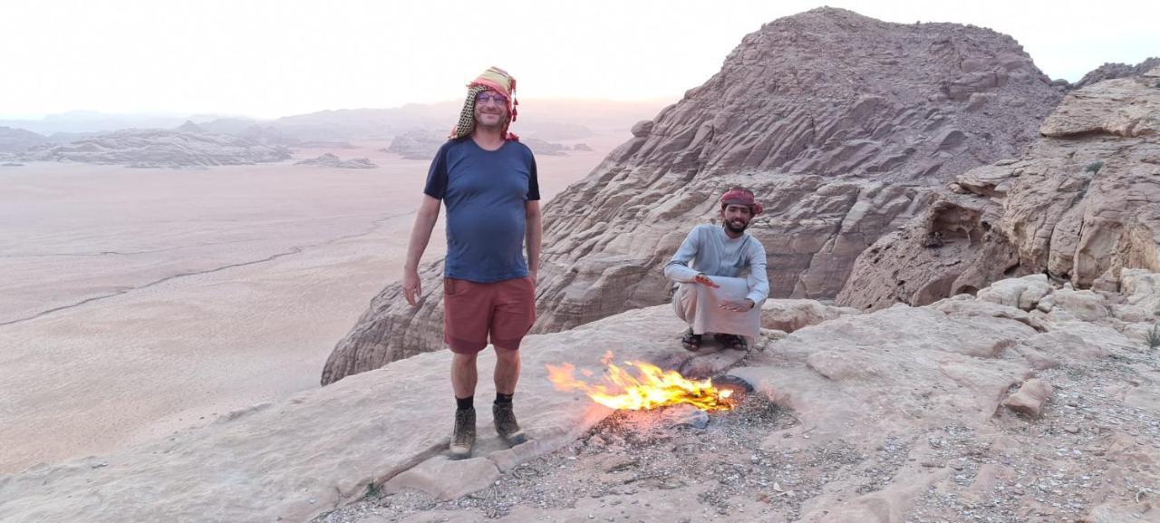 Star Guide Luxury Camp Wadi Rum Exterior foto